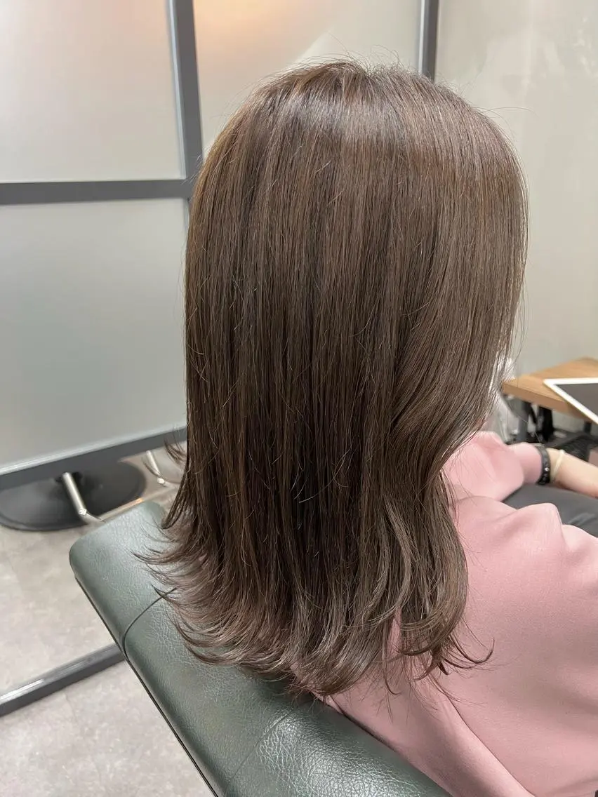 ミディアム カラー 透明感カラー S.BROOM SAYAKA⭐︎のヘアスタイル