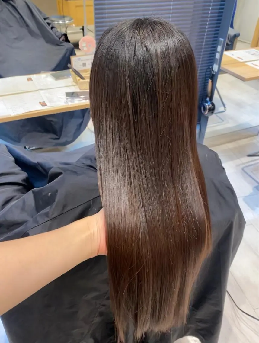 ロング 小林 夢羽のヘアスタイル