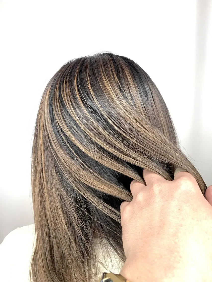 ミディアム カラー パーマ ヘアアレンジ メンズ キッズ ネイル マツエク・マツパ 髪質改善 艶髪🔵フセナオヤのヘアスタイル