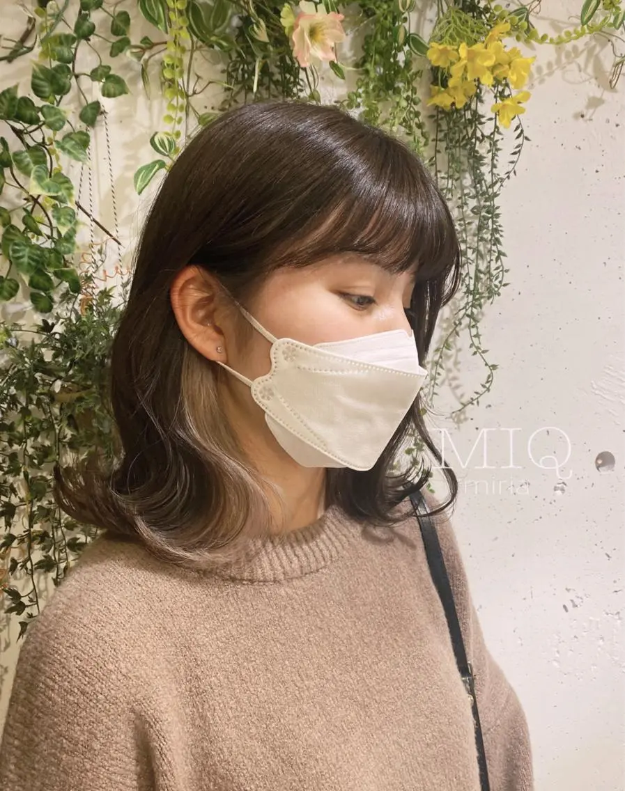 セミロング カラー ブリーチ ヘアカラー 韓・中華美女ヘア 🇰🇷×🇨🇳のヘアスタイル