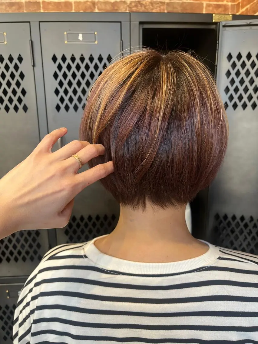 ショート カラー パーマ ヘアアレンジ メンズ キッズ ネイル マツエク・マツパ アイブロウ メンズブリーチ メンズハイライト メンズインナーカラー メンズ韓国風 ブリーチ 久木原 ゆりのヘアスタイル