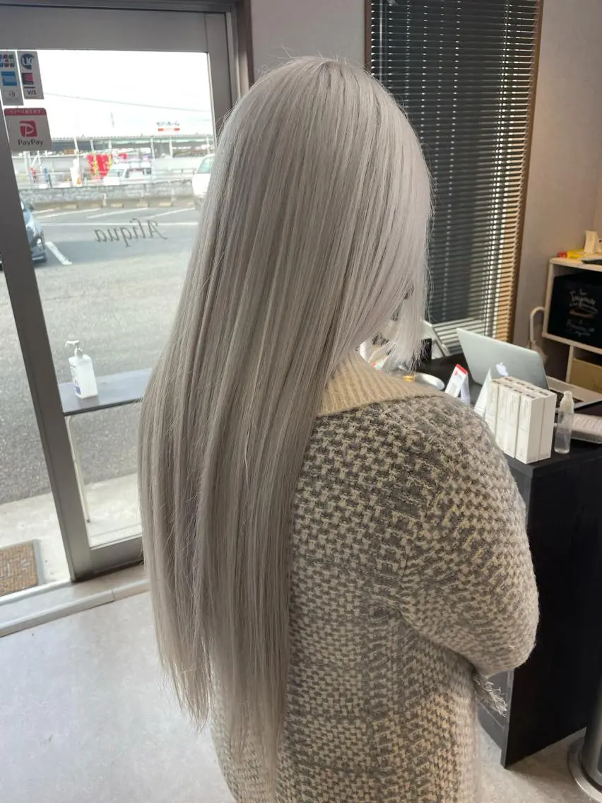 ロング カラー ヘアカラー 山本 貴弘のヘアスタイル