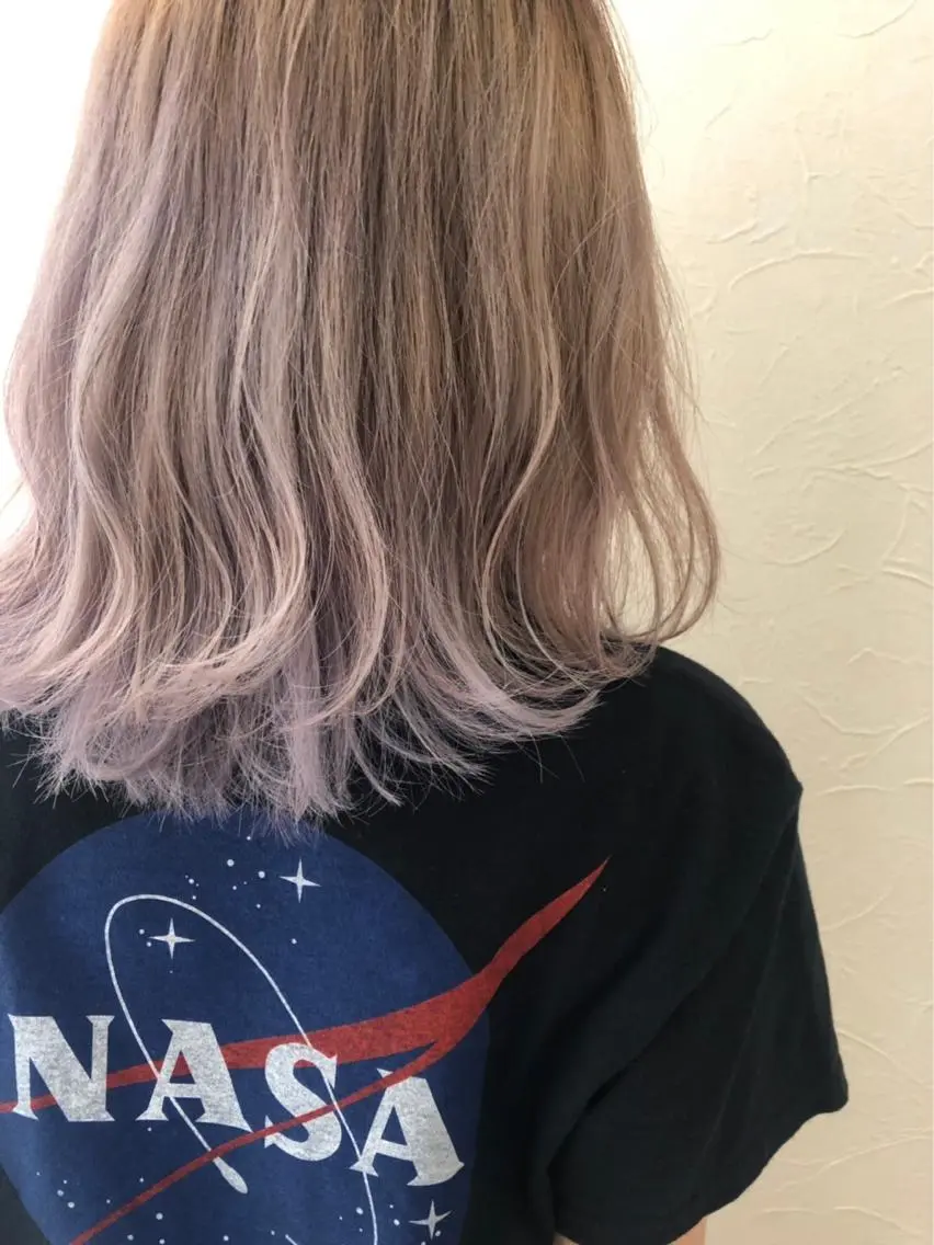 ミディアム カラー ヘアアレンジ IVY villa Suzu.のヘアスタイル