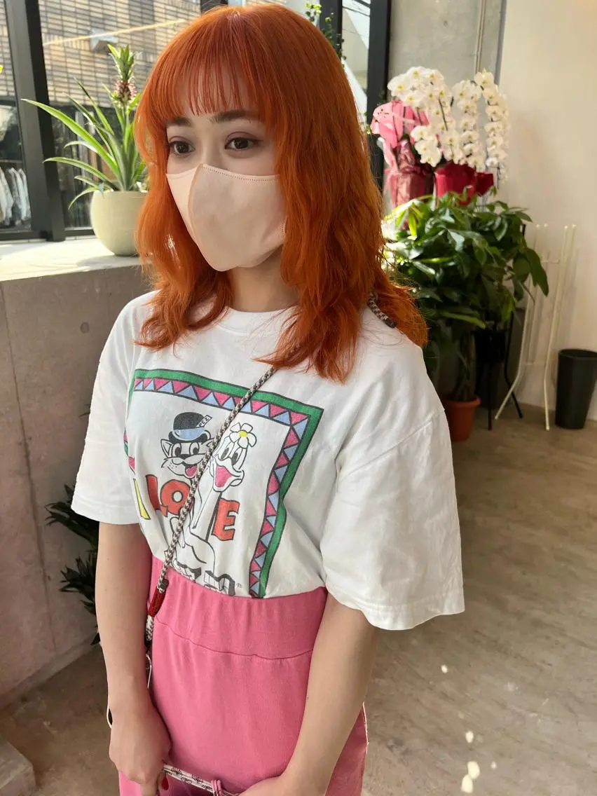 セミロング カラー ベージュカラー ブリーチ オレンジ オレンジベージュ ヘアカラー 誰より丁寧なカット/ 小林輝/レイヤーのヘアスタイル