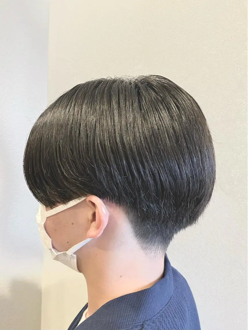 ショート メンズ センターパート 刈り上げ カット ヘッドスパ マンツーマン/透明感 foi hairのヘアスタイル