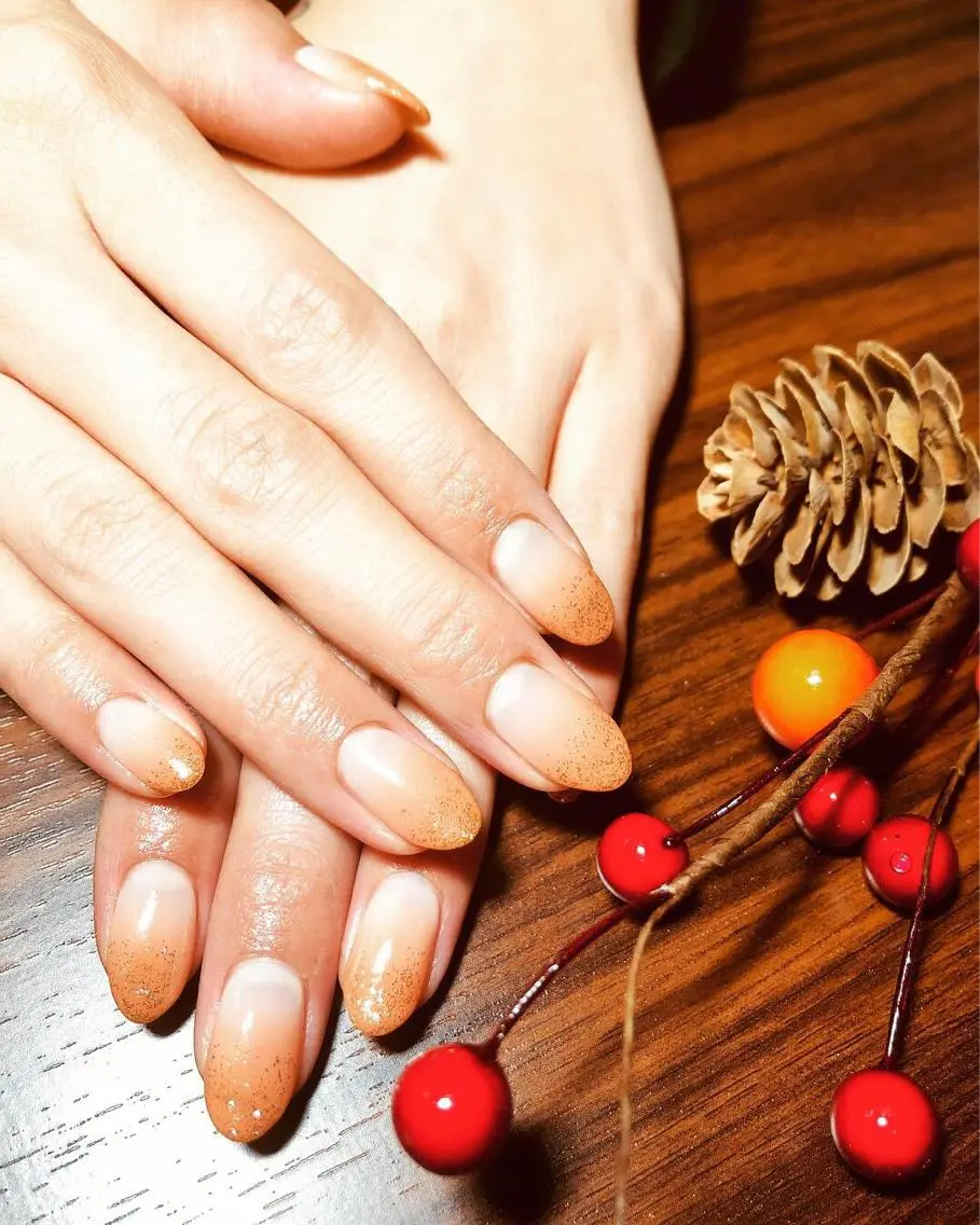 ネイル ラメ(グリッター) シンプルネイル ハンドネイル two nailのネイルデザイン