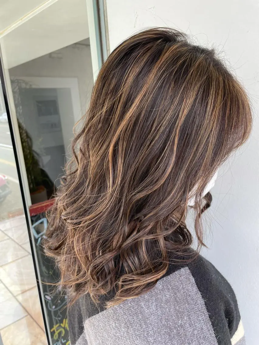 ロング 杉原 向日梨のヘアスタイル