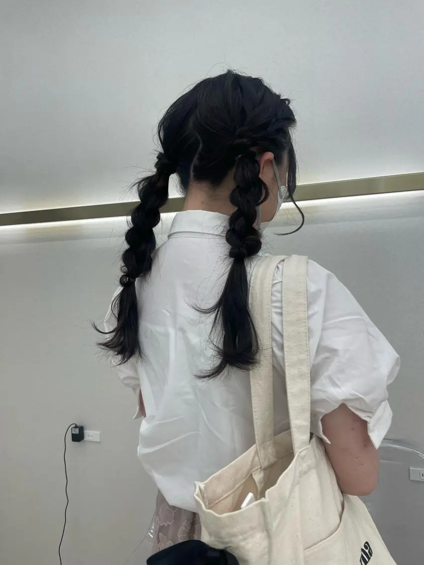 ロング ヘアアレンジ ツインテール CARELLY Rukaのマツエク・マツパデザイン