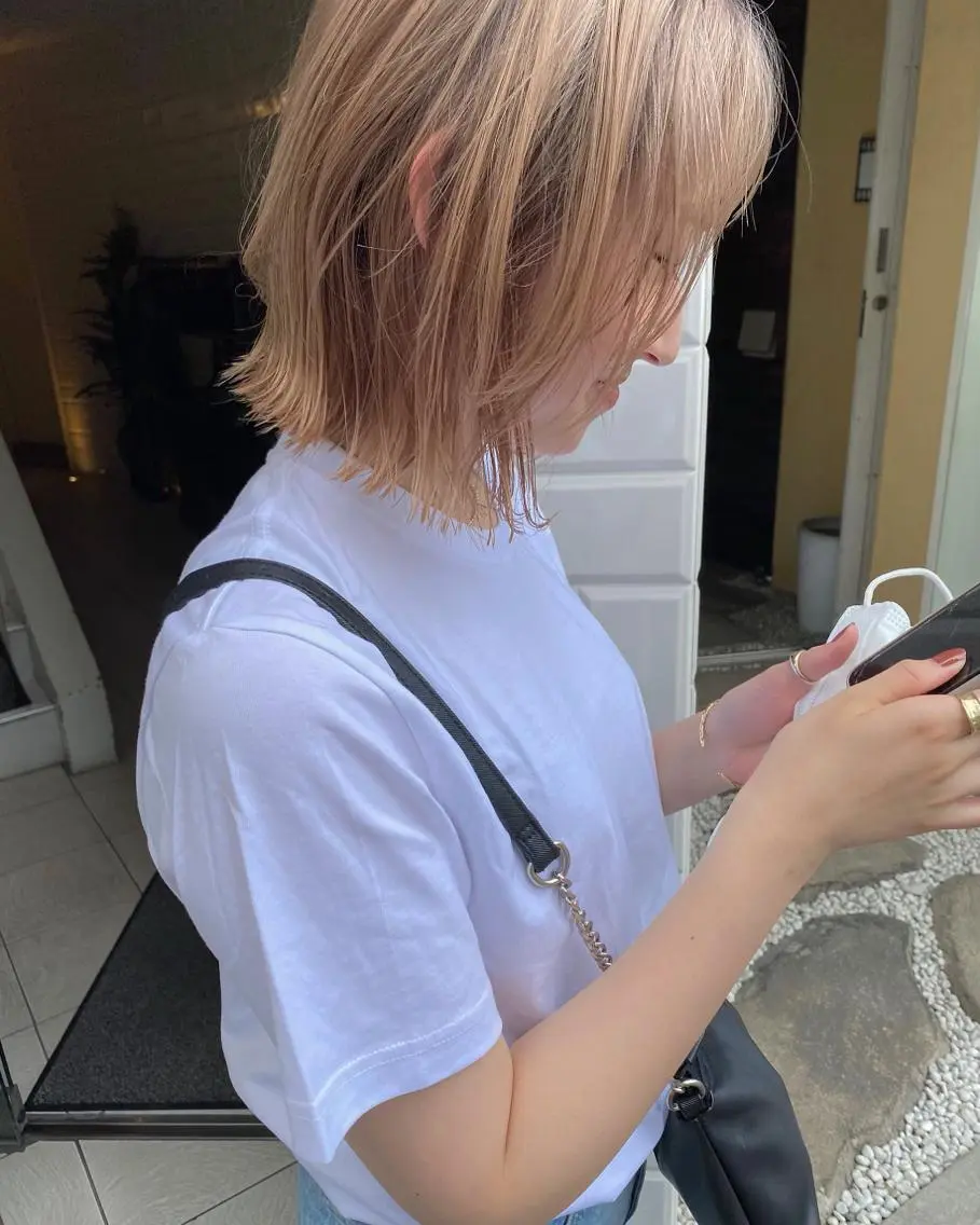 ショート ヘアアレンジ ボブレイヤー ボブ レイヤーカット 外ハネヘア カット みやけ ひなのヘアスタイル