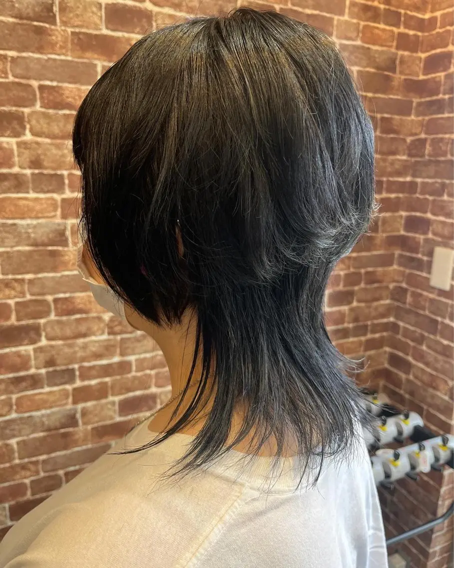 セミロング カラー パーマ ヘアアレンジ メンズ キッズ ネイル マツエク・マツパ アイブロウ メンズハイライト メンズ就活ヘア メンズパーマ セミロングパーマ 透明感カラー 久木原 ゆりのヘアスタイル