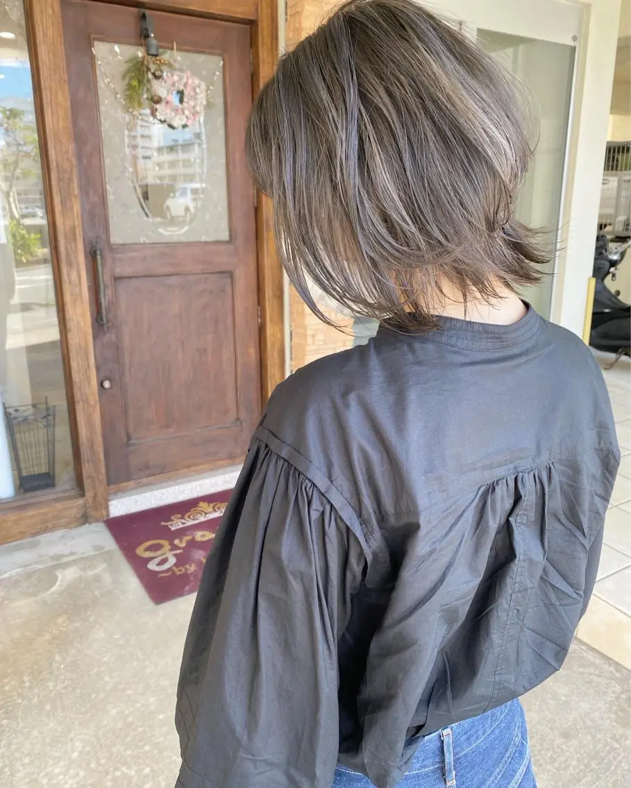 ミディアム カラー ハイライトカラー ハイライト ヘアカラー grand juteのヘアスタイル