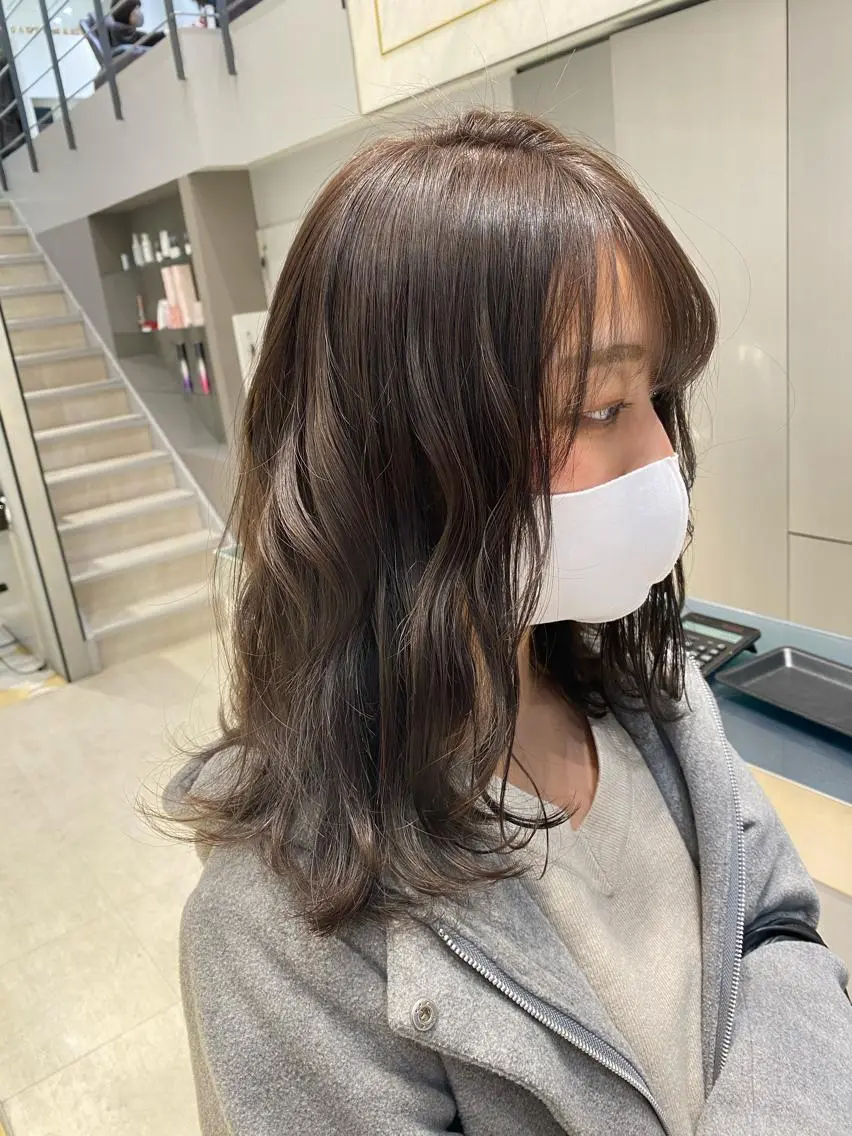 セミロング カラー グレージュ ヘアカラー トリートメント ヘアセット 💜髪質改善美髪💜 星野清光のヘアスタイル