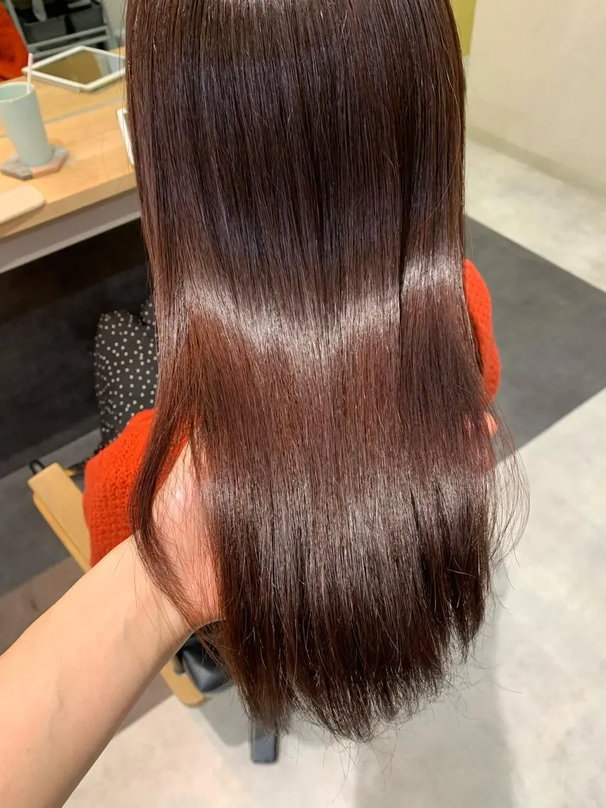 ロング カラー トリートメント カット 縮毛矯正 トリートメント hubhair レイヤー/透明感のヘアスタイル