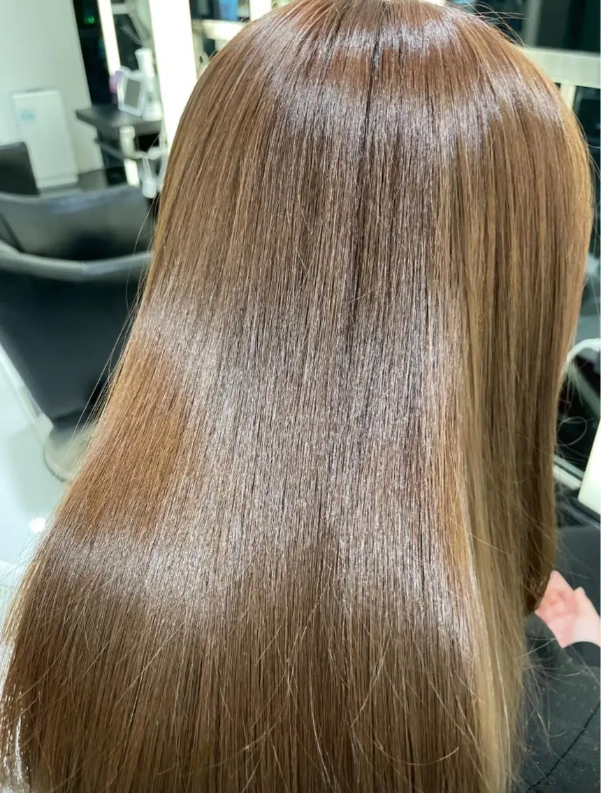 ロング 三浦 柚香のヘアスタイル