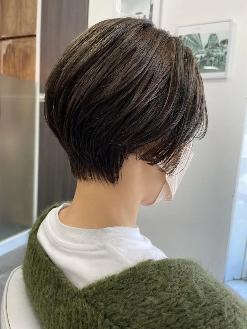 ショート カラー カット トリートメント 平 ちひろのヘアスタイル