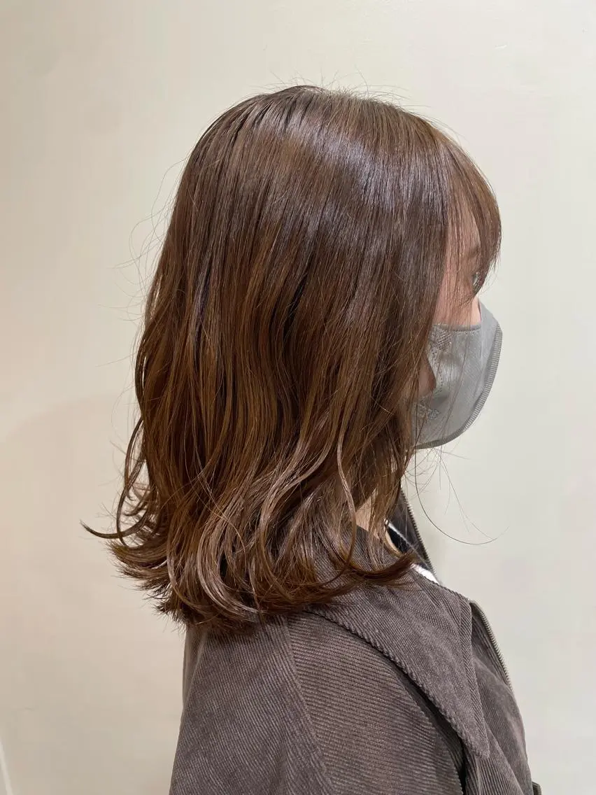 ミディアム カラー ブリーチ ダブルカラー レイヤー／似合わせ TAKUYAのヘアスタイル