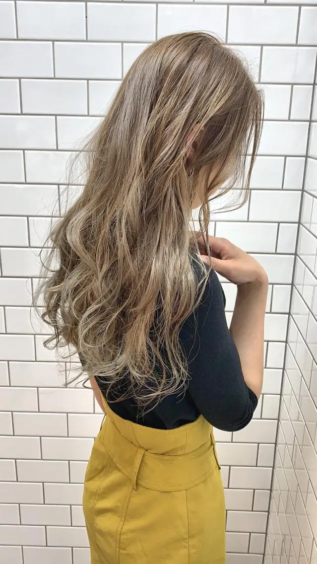 ロング TAKAHASHI LEAPSのヘアスタイル