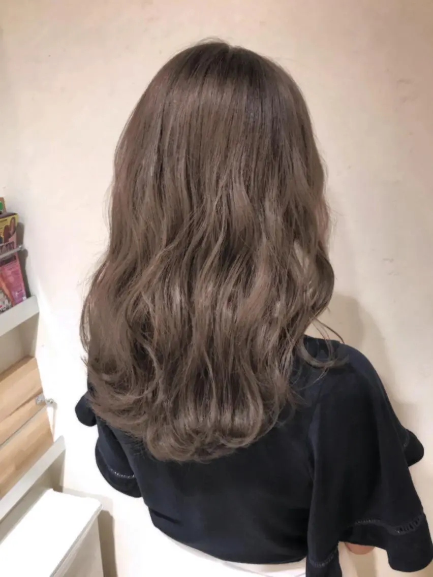 セミロング カラー パーマ ヘアアレンジ メンズ キッズ ネイル マツエク・マツパ アディクシーカラー ベージュカラー ミルキーベージュ ヘアカラー バレイヤージュ/ 髪質改善/渡邉悟🌱のヘアスタイル