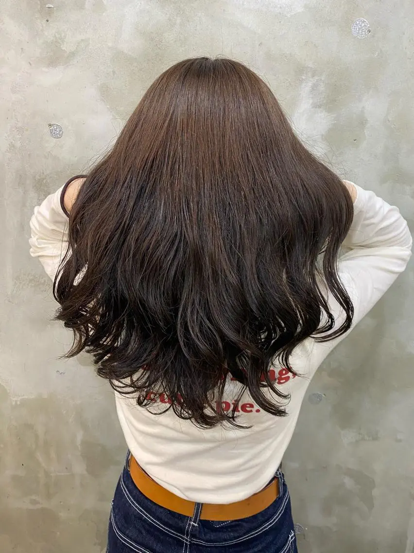 ロング カラー ヘアアレンジ アッシュ 志賀 あずみのヘアスタイル