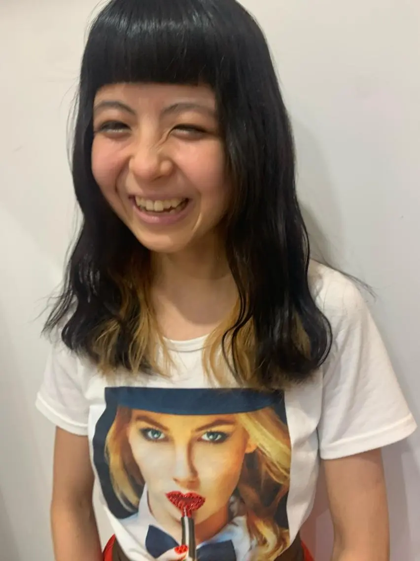 ミディアム カラー 抜きっぱなしブロンド インナーカラー カット ヘアカラー トリートメント 中目黒🌼 🌼ハナのヘアスタイル