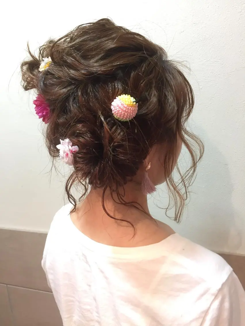 セミロング カラー パーマ ヘアアレンジ お団子ヘア 可愛いを作る神 ナオヒロのヘアスタイル