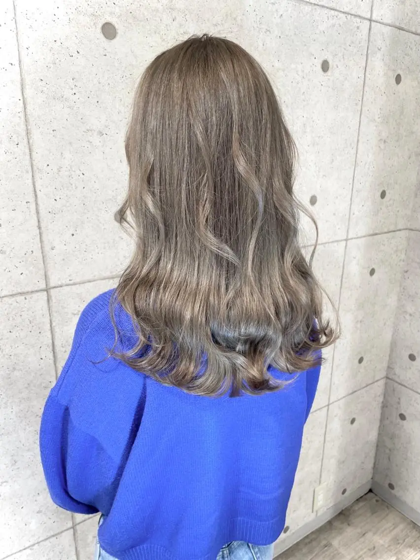 セミロング カラー 透明感カラー 1日1名様限定 予約可能のヘアスタイル