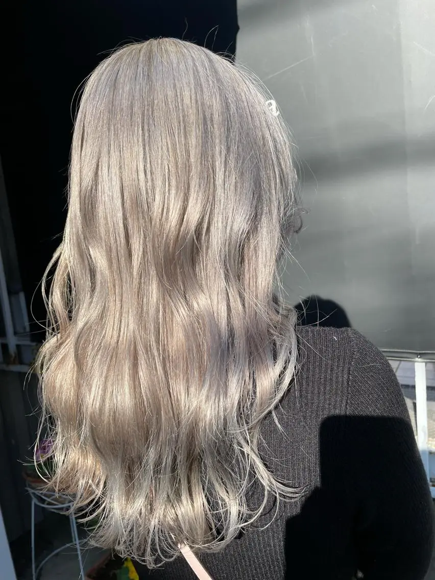 ロング カラー ヘアカラー トリートメント ヘッドスパ ヘアセット 🪞透け感&韓国ヘア 🪞honokaのヘアスタイル