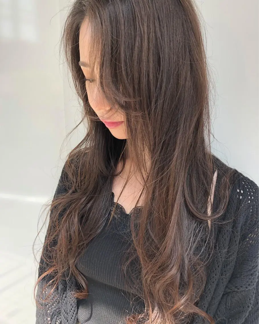 ロング カラー 東 みのりのヘアスタイル