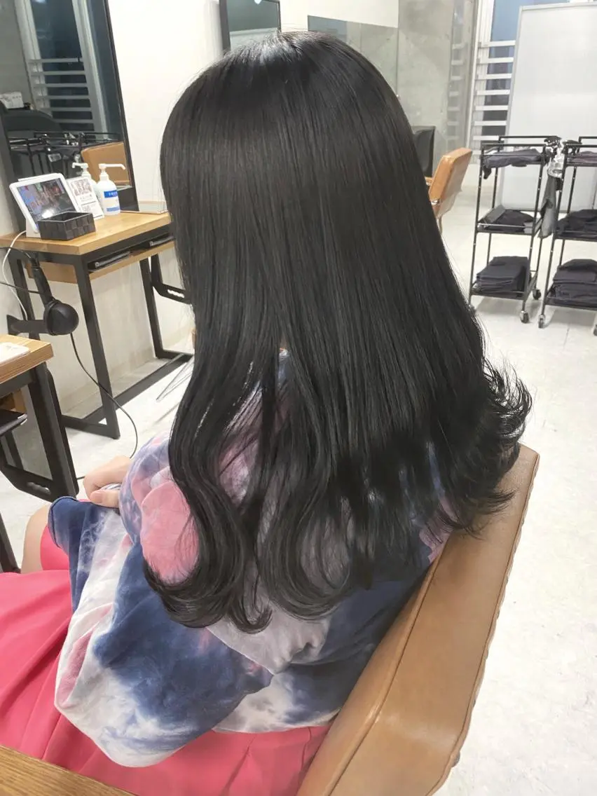 ロング カラー ヘアアレンジ 🌷FUKA🌷 まろやかハイトーンのヘアスタイル