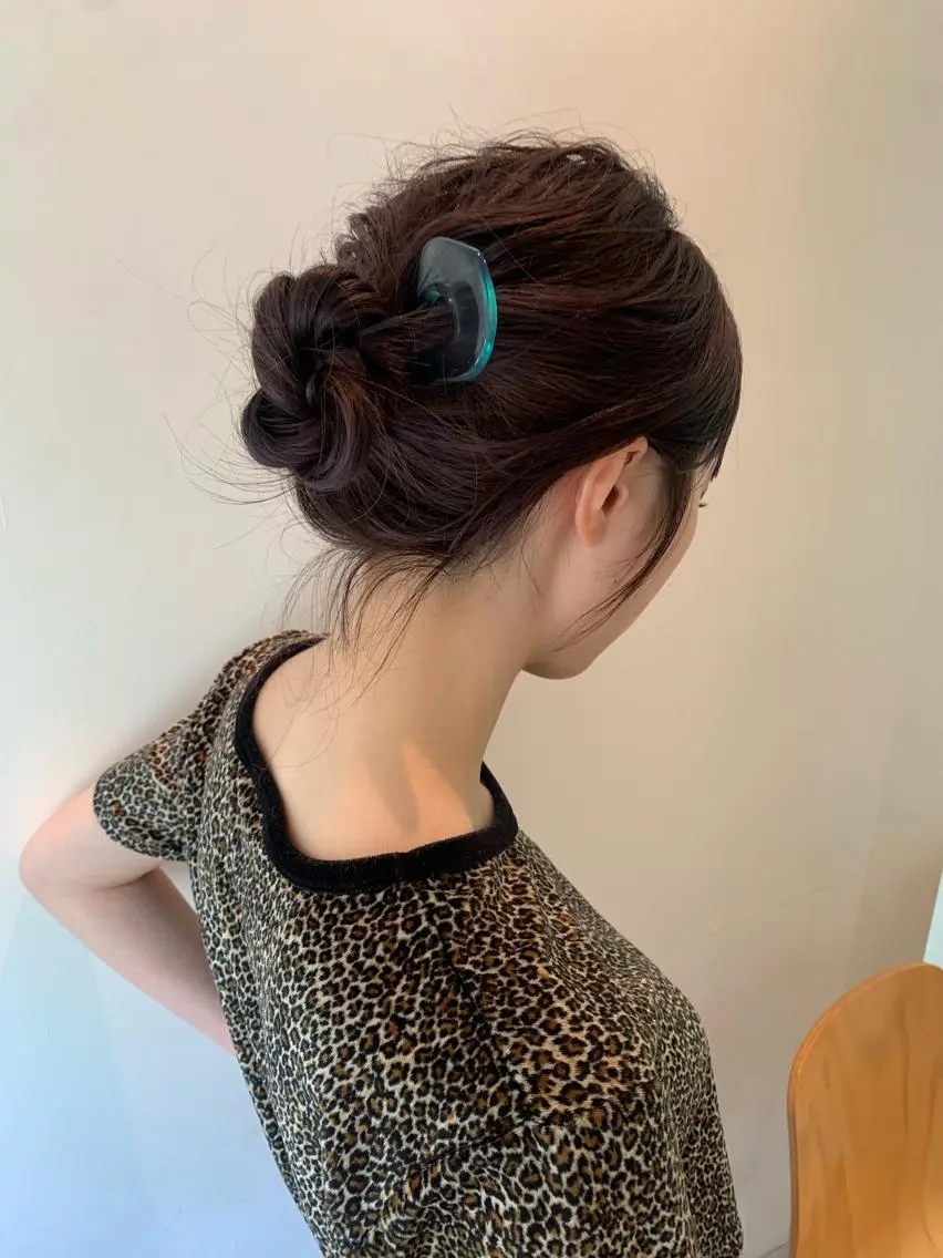 ヘアアレンジ wakana/ 柔らかベージュカラーのヘアスタイル
