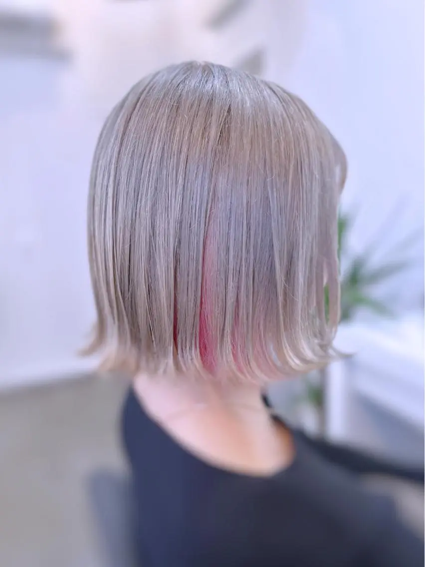 ショート ハイライト 髪質改善 レイヤーカット トリートメント 酸性ストレート WHALE hair × beautyのヘアスタイル