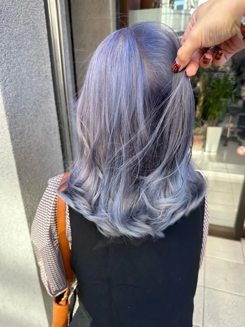セミロング カラー 町田ブリーチデザイン 🌈MANATOのヘアスタイル