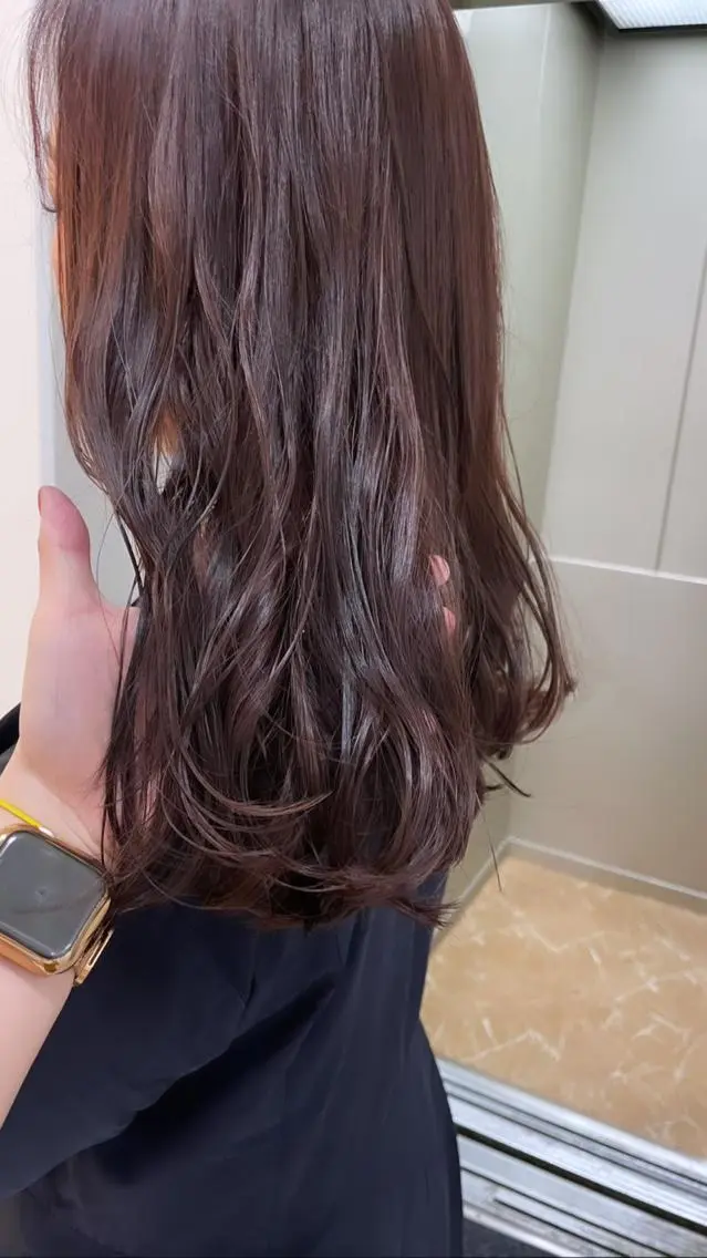 セミロング パープルカラー カット ヘアカラー トリートメント minatsu 東京の技術を京都でのヘアスタイル
