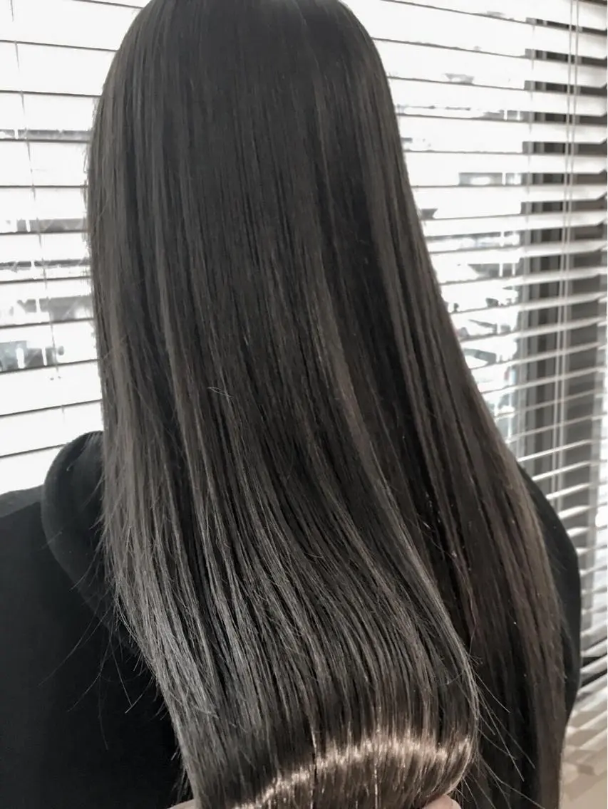 ロング アッシュ アッシュグレー ボブ 外国人風カラー ハイライト カット ヘアカラー 縮毛矯正 バレイヤージュ 藤沢 ハイライト竹内ケンゴのヘアスタイル