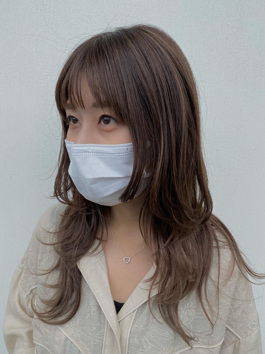 ロング カラー ベージュカラー ハイライトカラー ハイライト 豊中/カット/上西 力のヘアスタイル