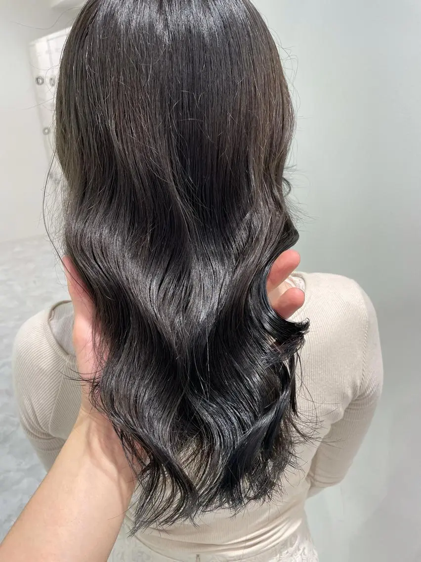 ロング カラー ヘアアレンジ スパイキー/フェザー /波巻き/かいとのヘアスタイル