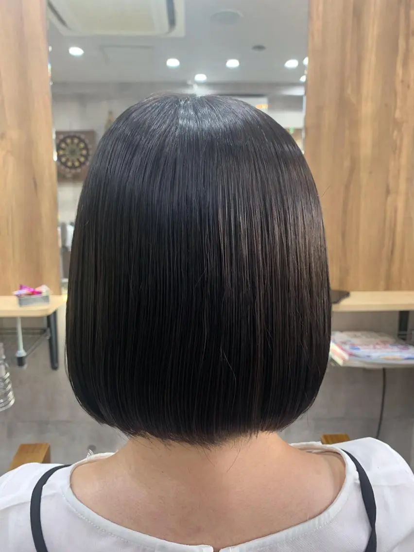 ショート カラー バレイヤージュ ブリーチ ケアブリーチ ダブルカラー イヤリングカラー トリートメント hair salon mementoのヘアスタイル