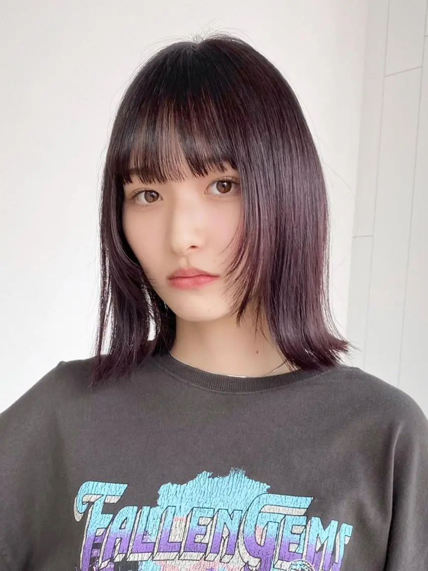 ミディアム カラー レイヤーカット カット ヘアカラー トリートメント ITbyALBUM 八王子店のヘアスタイル