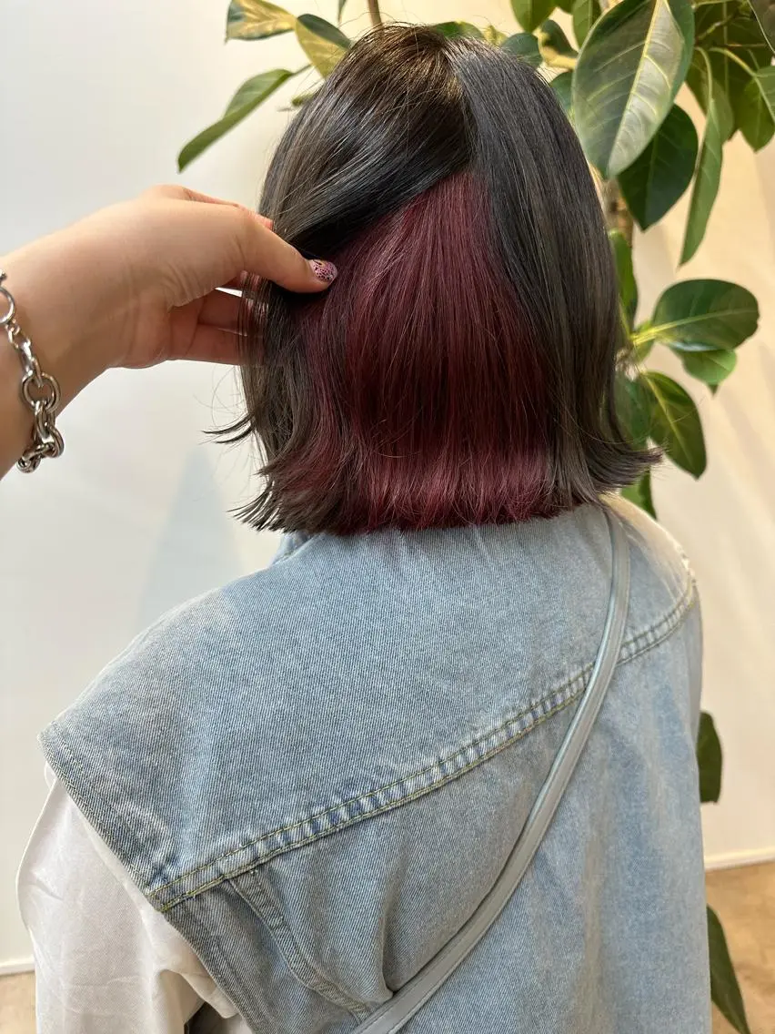 ミディアム カラー yuika .のヘアスタイル