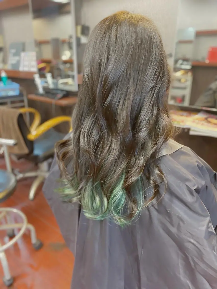 ロング カラー ヘアアレンジ インナーカラー カット ヘアカラー トリートメント Luzir⭐︎ GEN⭐︎のヘアスタイル