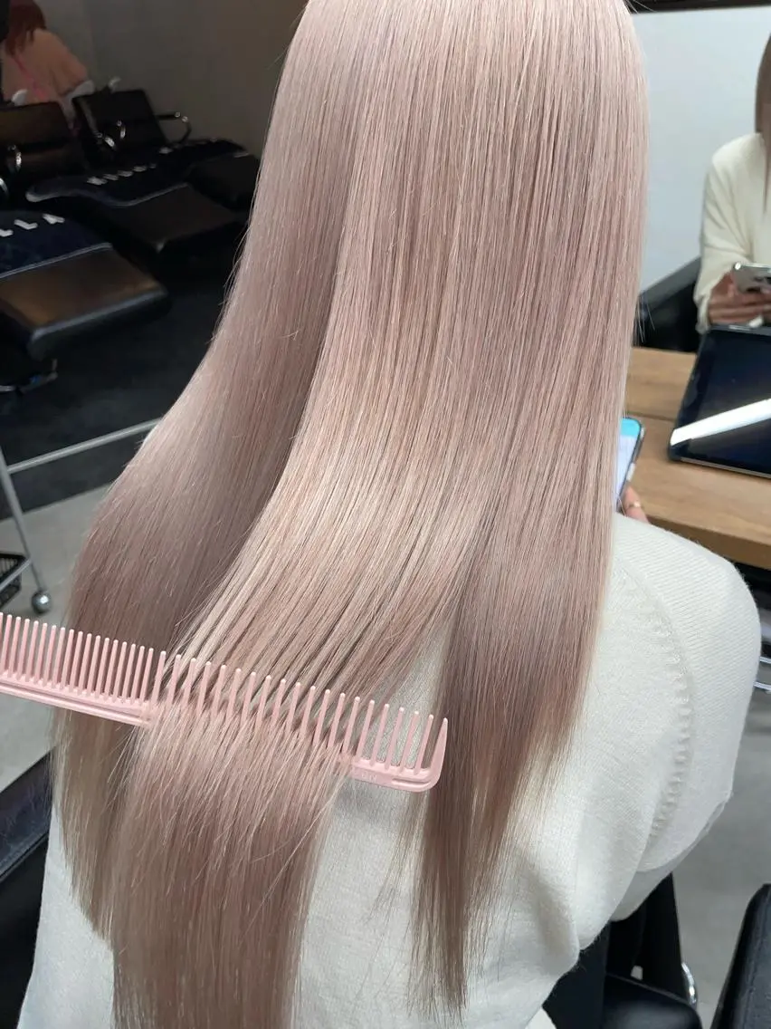 ロング カラー ヘアカラー トリートメント 韓国/ハイトーン/ ボブ🎀MIKU🎀のヘアスタイル