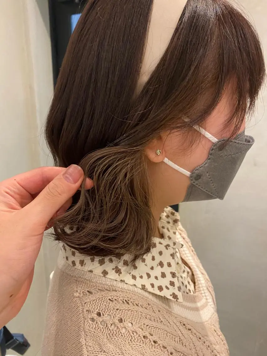 ミディアム カット ヘアカラー トリートメント 新宿/顔周りカット +レイヤー=しずく♩のヘアスタイル