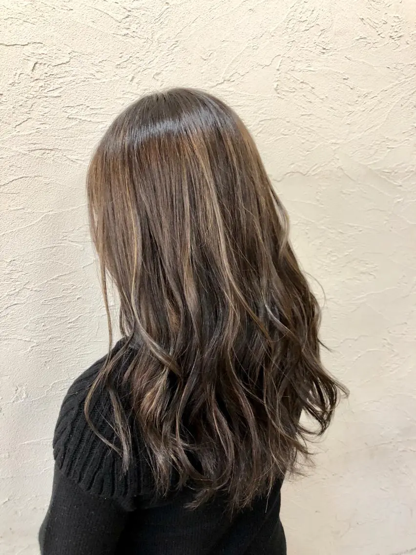セミロング カラー 美髪・透明感カラー 西川仁弥のヘアスタイル