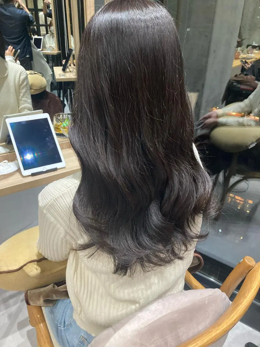 セミロング ✨色持ちの良い艶 カラー✨蟹江真世のヘアスタイル