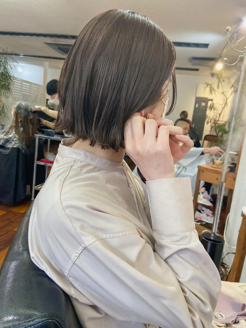 ミディアム カラー カット ヘアカラー トリートメント 岡本康平/ボブ/ブリ ーチ/酸性ストレートのヘアスタイル