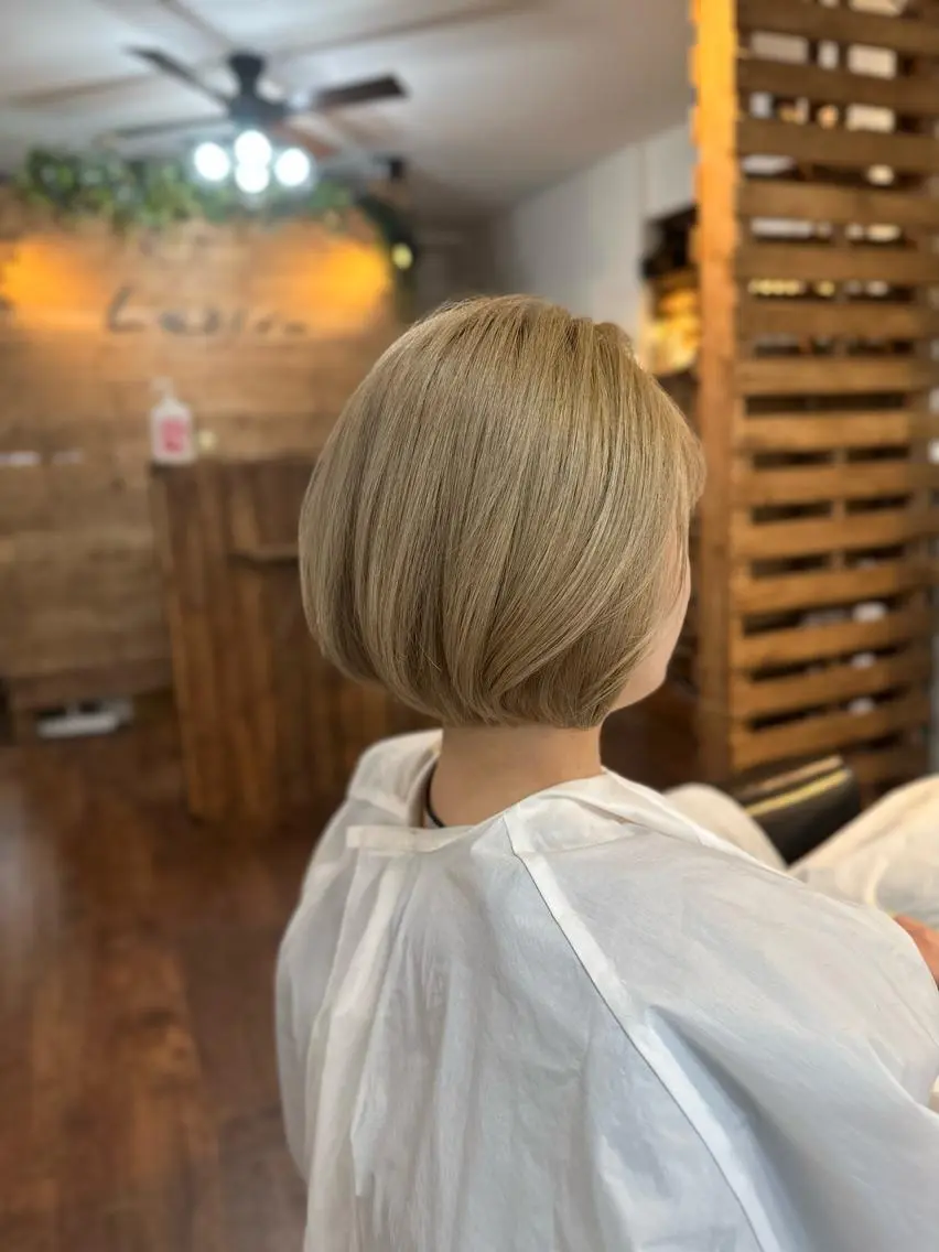 ショート タンバルモリ カット Luzir⭐︎ GEN⭐︎のヘアスタイル