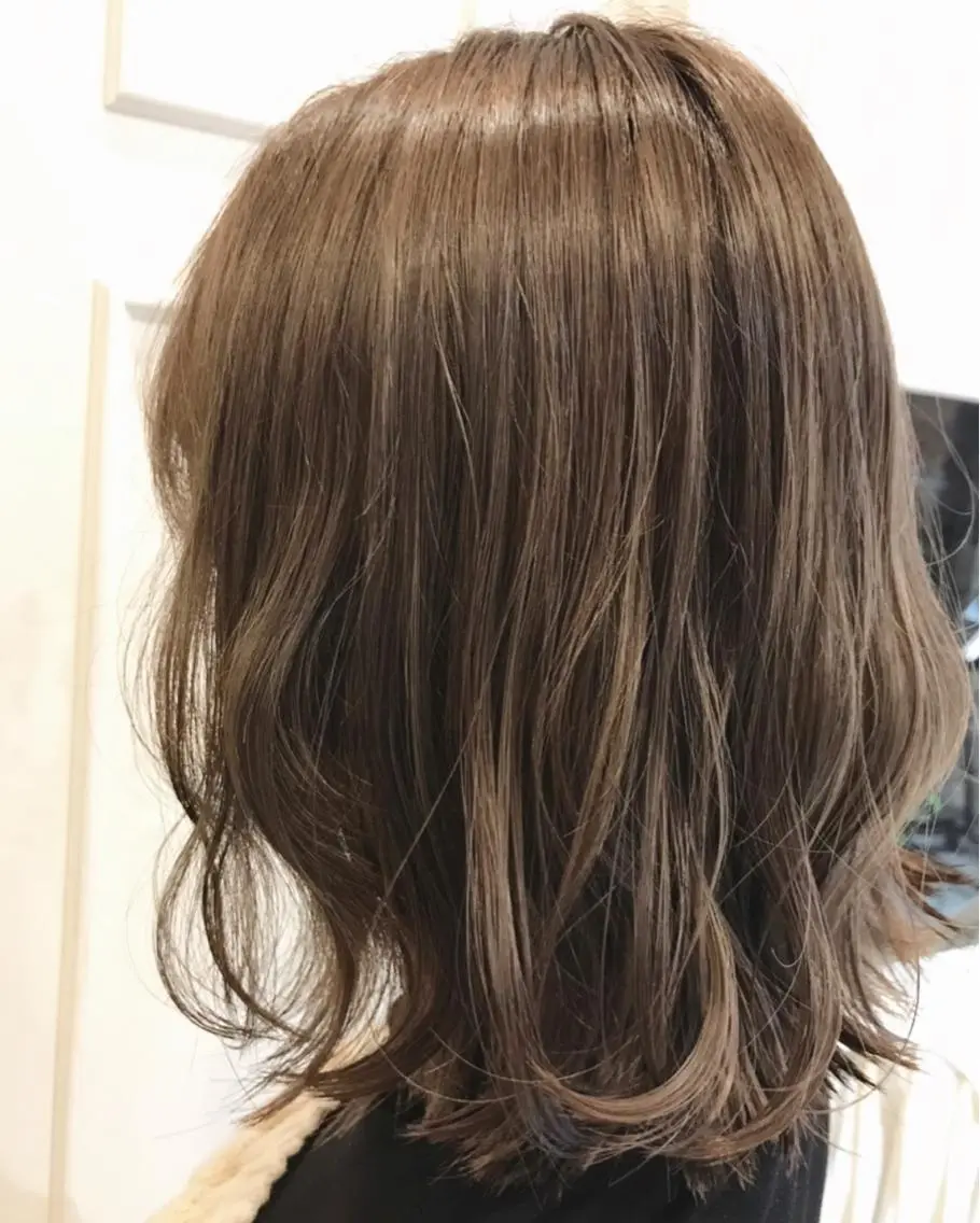 ミディアム Blanco 村松 美里のヘアスタイル