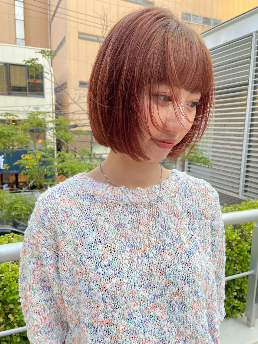 ミディアム カラー ミストバング ベージュカラー ブリーチ ブラウンカラー デザインカラー ヘアカラー トリートメント MIU/ルーツカラー 顔まわりレイヤーのヘアスタイル