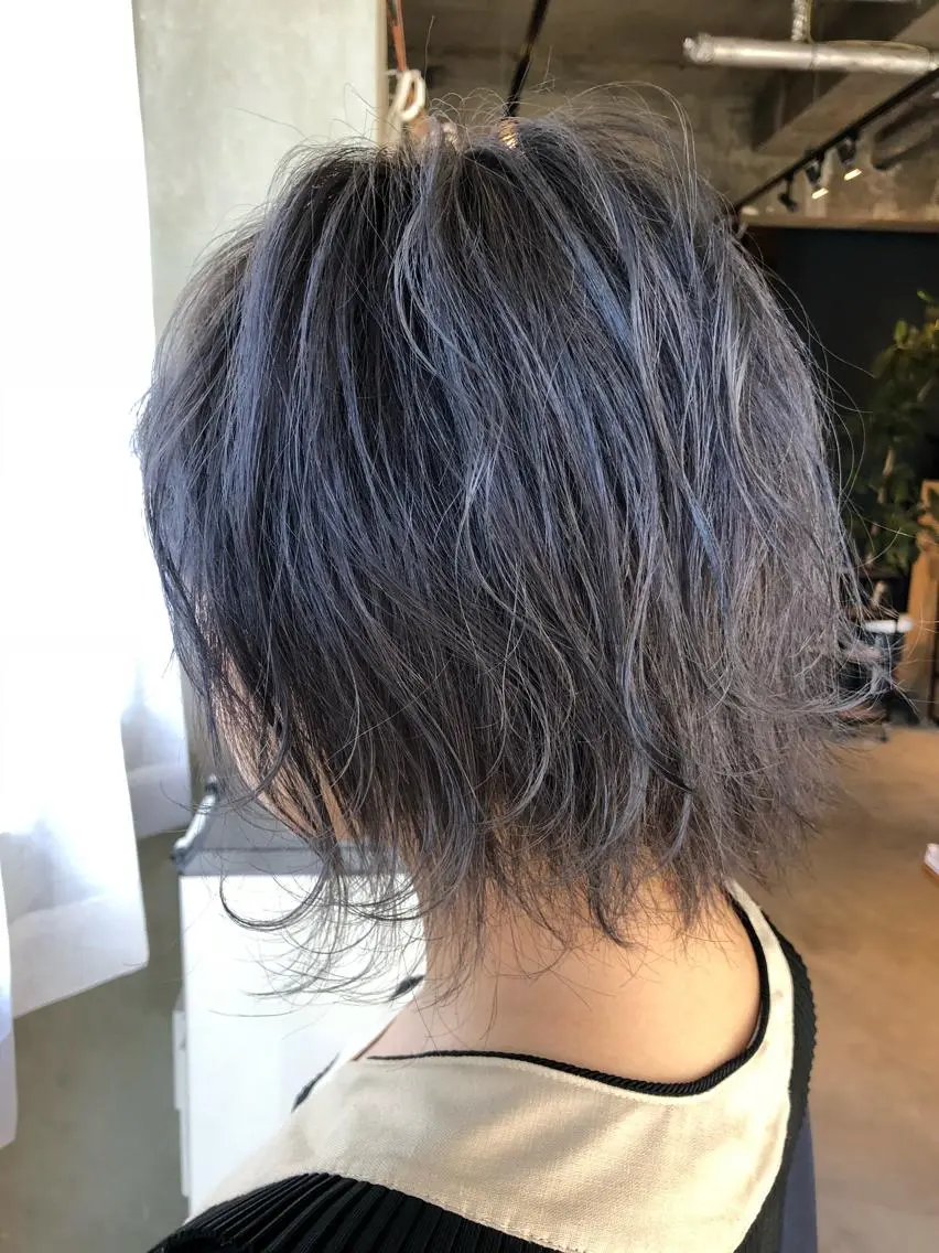 ミディアム ヘアカラー 岡本 一平のヘアスタイル