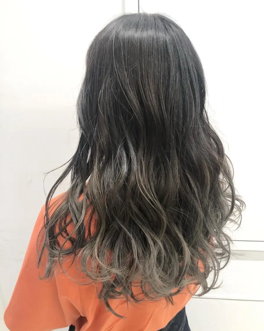 ロング カラー ヘアアレンジ 【公式】amble luxe池袋東口🩷のヘアスタイル